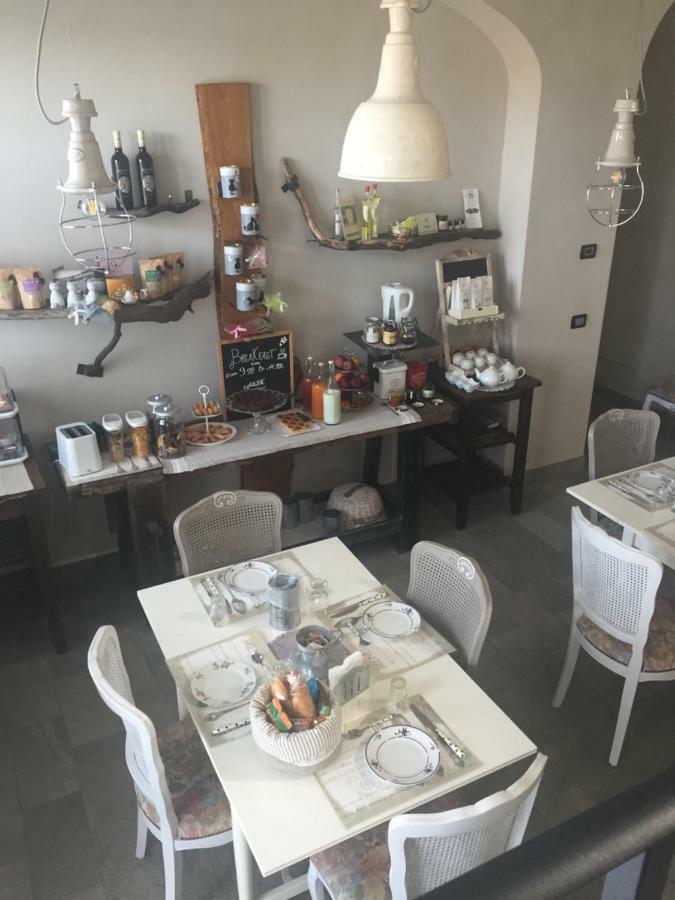 I Grappoli Divini Bed & Breakfast Viarigi Ngoại thất bức ảnh